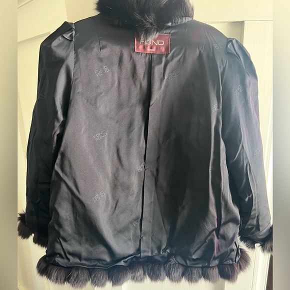 Gorgeous Brown Fox Fur Coat - Picture 14 of 14